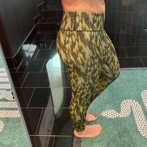 Lululemon wunder under leggings